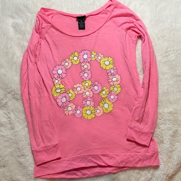 Floral Peace‎ Sign Shirt - Picture 1 of 5